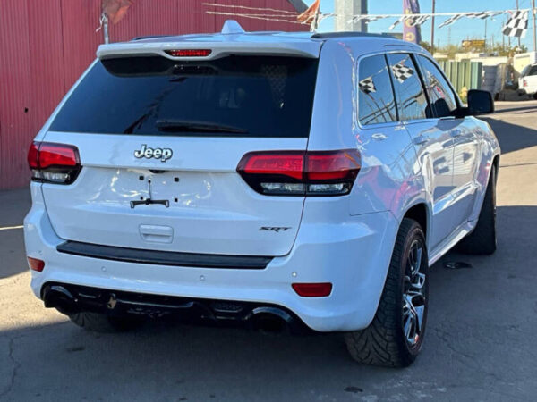 2014 Jeep Grand Cherokee SRT - Image 5