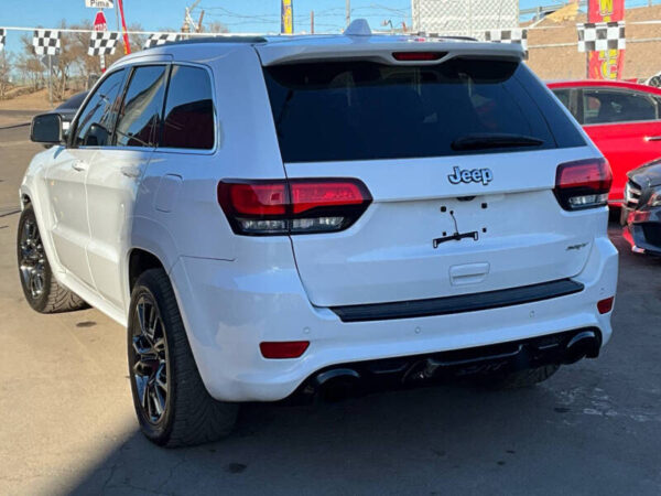 2014 Jeep Grand Cherokee SRT - Image 2