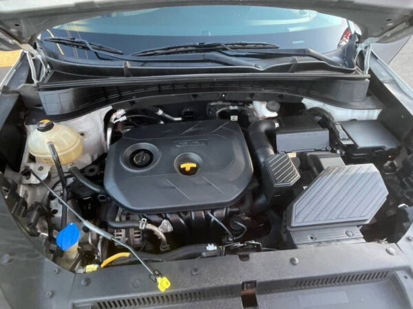 2017 Hyundai Tucson SE - Image 11