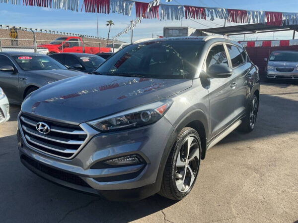2017 Hyundai Tucson Sport - Image 2