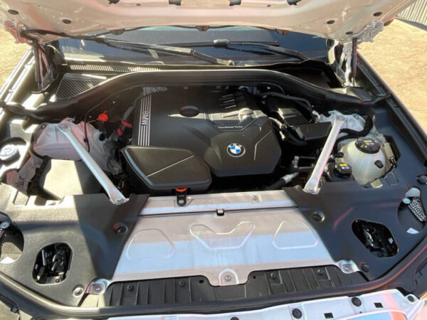 2022 BMW X4 xDrive30i - Image 9