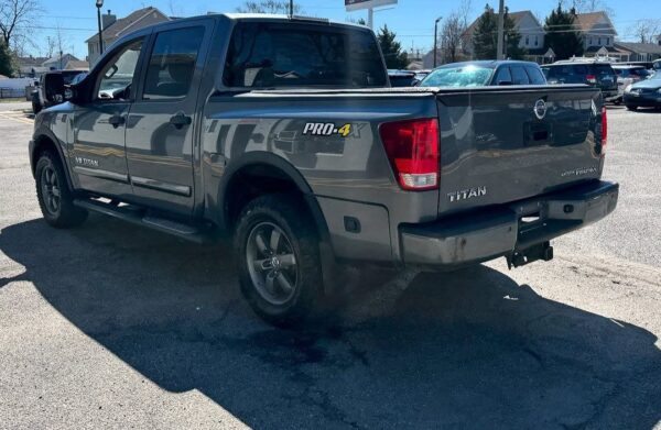 2015 Nissan Titan PRO-4X - Image 5