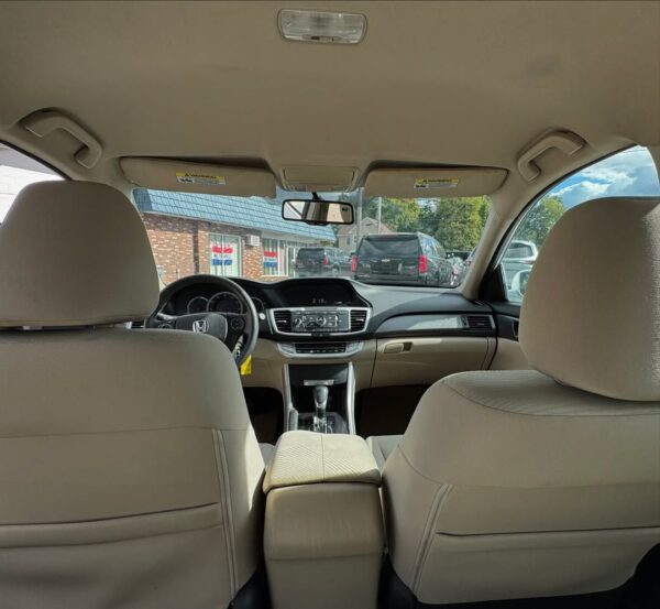 2015 Honda Accord LX - Image 3