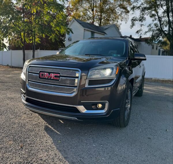 2014 GMC Acadia Denali - Image 2
