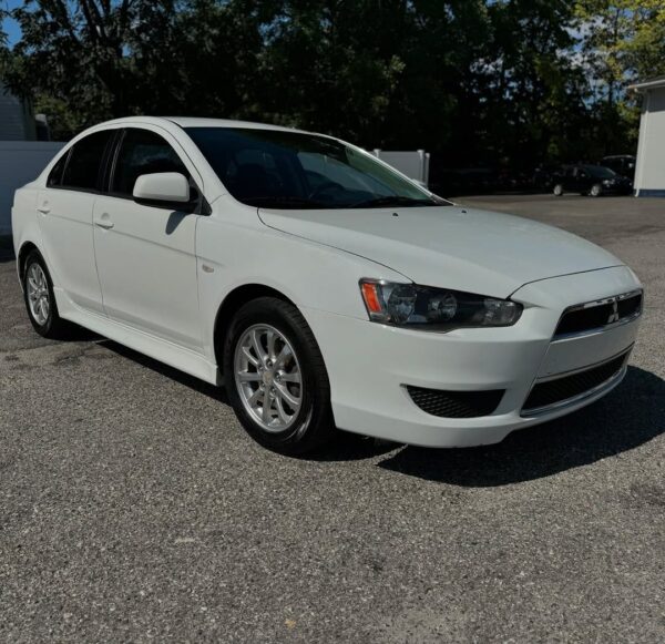 2012 Mitsubishi Lancer SE - Image 2