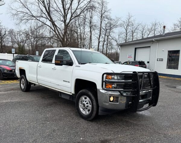2015 Chevrolet Silverado - Image 2