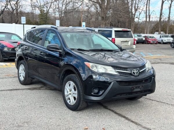 2014 Toyota RAV4 LE - Image 2