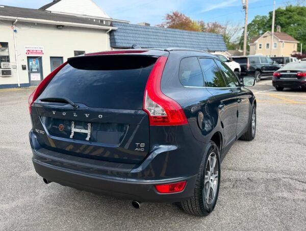 2012 Volvo XC60 T6 - Image 5