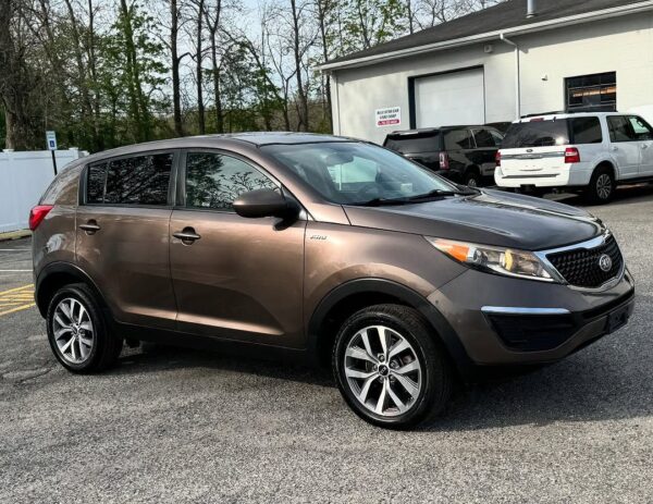 2014 KIA SPORTAGE LX - Image 2
