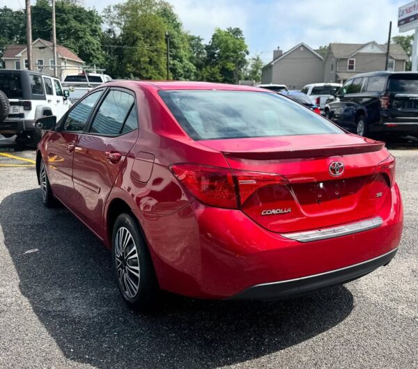 2019 Toyota Corolla SE - Image 4