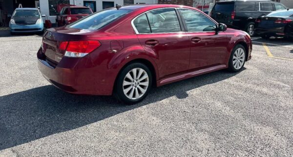 2012 Subaru Legacy Limited AWD - Image 4